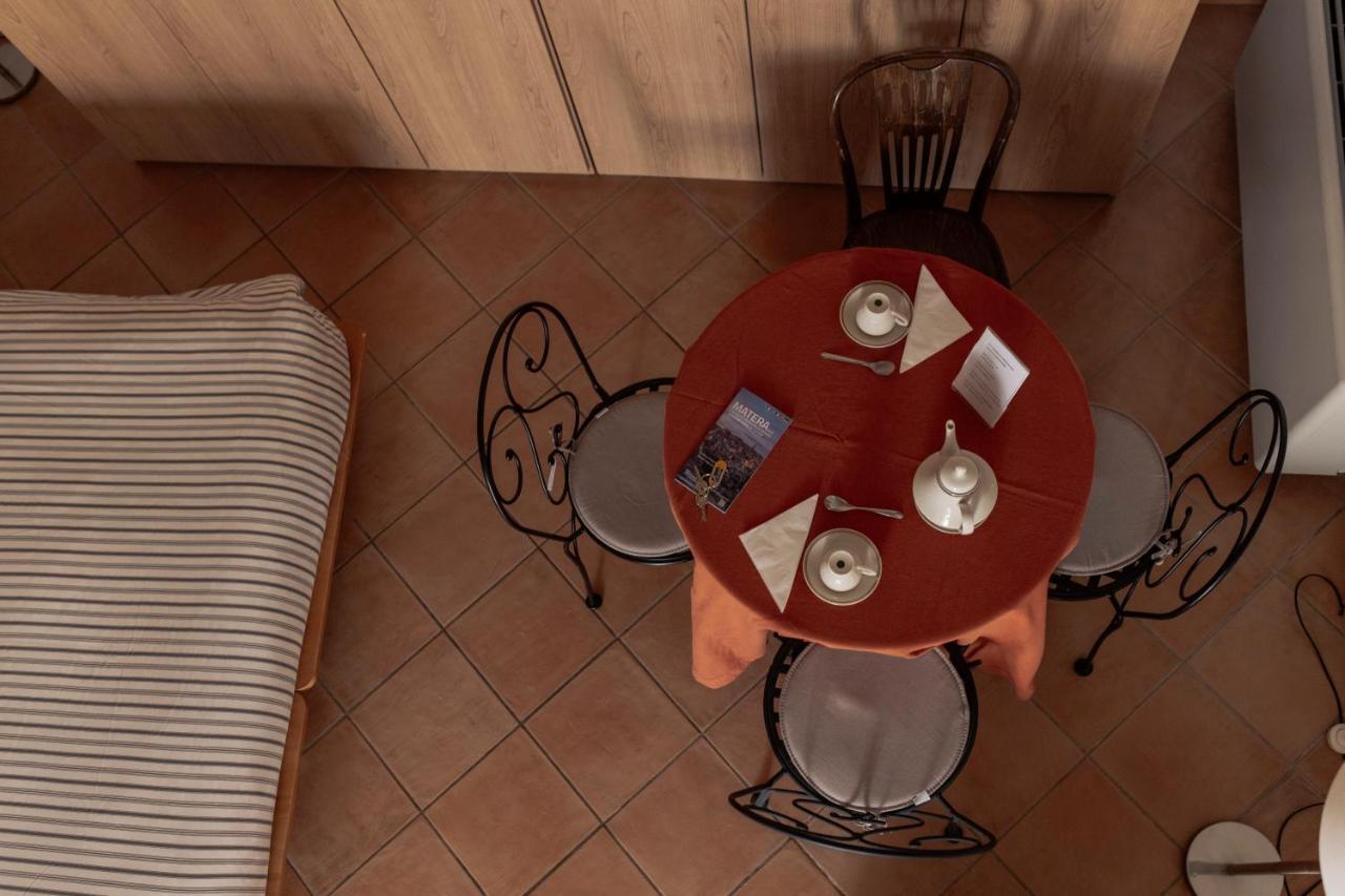 Il Vicinato, Casa Vacanza Immersa Nel Cuore Dei Sassi Матера Экстерьер фото